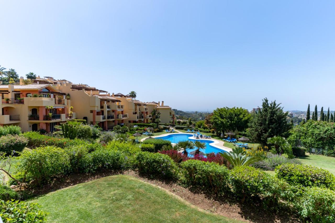 Los Arqueros Golf Apartments Benahavís Extérieur photo